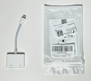 Apple Lightning to HDMI Digital AV Adapter - New - Apple Certified - Picture 1 of 7