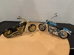 Budweiser die-cast chopper motorcycle collectibles - Picture 1 of 4