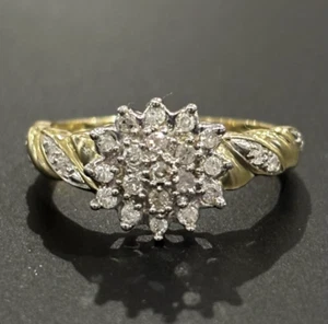 Anello a grappolo in oro giallo 9 kt 375 0,25 ct con diamanti, misura O, US 7,25 - Foto 1 di 5