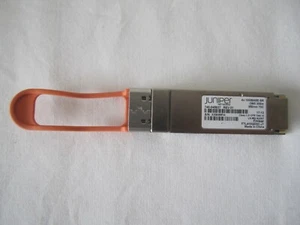 Genuine Juniper 740-045627 Rev1 AFBR-79EEPZ-JU1 40GBASE-eSR4 QSFP+ - Picture 1 of 5