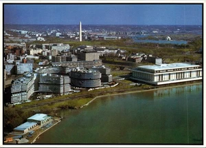Tarjeta postal Watergate John F Kennedy Center for Performing Arts vista aérea - Imagen 1 de 2