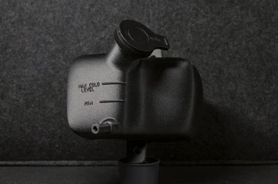 Vaschetta liquido radiatore vaso espansione Aprilia Pegaso Strada Trail 650 660 - Image 1 of 4