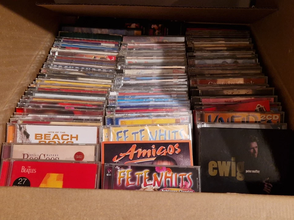 100xCD Musik Alben Sammlung Konvolut Überraschungsbox Paket Verschiedene - Bild 1 von 1