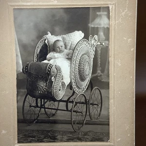 Antique Vintage Cabinet Card Photo Of Beautiful Baby In Amazing Wicker Carriage  - Picture 1 of 4