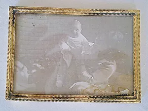 Antiker Schreibtisch verzierter Bilderrahmen Bronz Fotos Blumendekor Glas - Bild 1 von 7