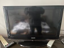 Samsung LE32C450E1W 32 inch LCD TV with Remote - Enjoy HD Entertainment!