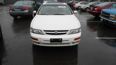 Conjunto de luz de giro/estacionamiento usado se adapta a: Nissan Máxima Park Lamp-Tur 1999 Foto 1 de 4