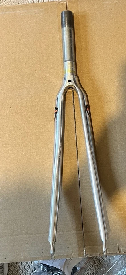 KINESIS ALLOY 6061 Road fork Steerer Length 136mm Good Condition - Image 1 of 4