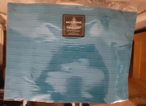NIP Moderne Set Of 4 Blue Placemats Vinyl - Picture 1 of 2
