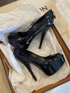 NEW Louis Vuitton "Oh Really" Peep Toe Pump, 37.5 BLACK PATENT! $575 - Picture 1 of 12