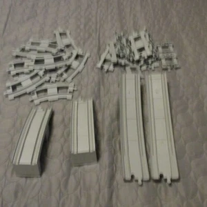 33 Pieces Lego, Duplo Train Track. Curves, Ramps & Straight. Excellent Conditon - Picture 1 of 6