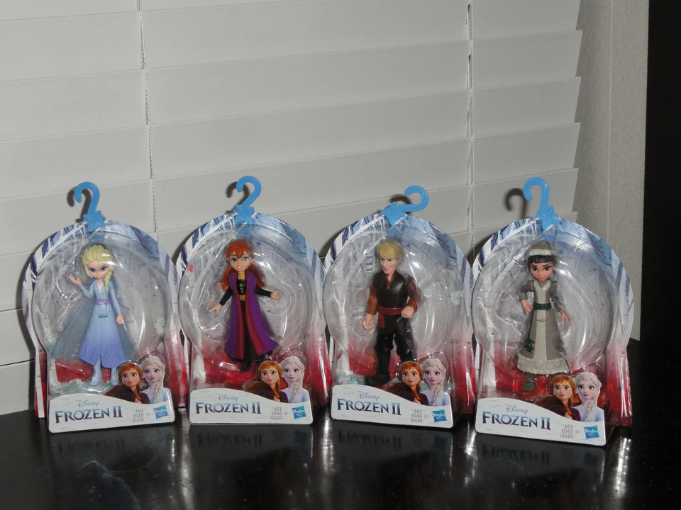 G8 Disney Frozen 2 Anna Minature Figurine 4 Inch