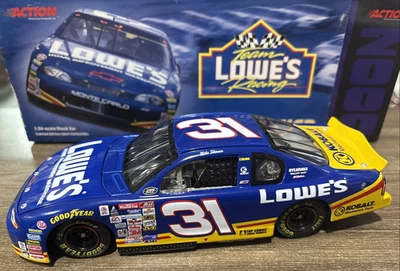 MIKE SKINNER 2000 EJÉRCITO FUERZAS ARMADAS LOWES 1/24 ACCIÓN DIECAST BANCO COCHE 1/2.508 Foto 1 de 4