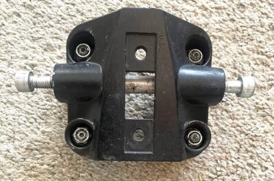 08-13 Ducati 848 Superbike Subframe Exhaust Muffler Bracket Hanger Stay OEM Foto 1 de 4