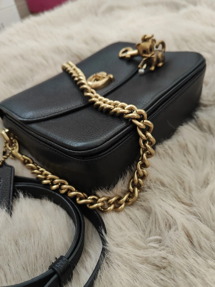 Bandolera COACH Cassie 19 de cuero granulado con cadena asa superior en negro con kit G2U Foto 1 de 4