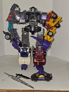 Takara Tomy Transformers Unite Warriors UW02 Menasor - Picture 1 of 4