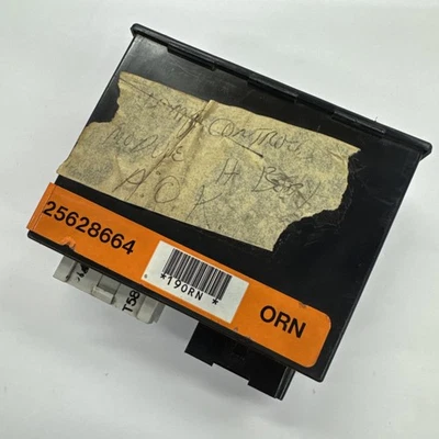 25628664 97 98 99 Buick Riviera Park Ave FARO LÁMPARA MÓDULO DE CONTROL Foto 1 de 3