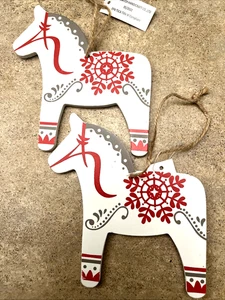 At Home Set of 2 Wood Christmas Tree Farmhouse Horse Ornaments Brand New - Picture 1 of 6