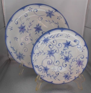 4 Ashley collection SONOMA HOME Goods dinner salad plates blue white - Picture 1 of 3