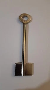 Llave segura en blanco GKA-4D hecha por GULER -Turquía - Imagen 1 de 3