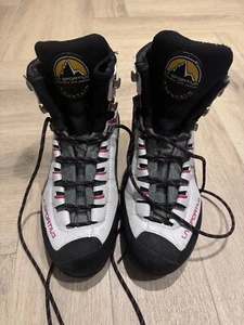 La Sportiva Boots - Women’s Trango Tower - Picture 1 of 7