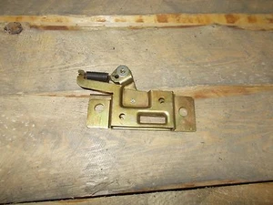 CHIUSURA COFANO POSTERIORE INTERNA ALFAROMEO ALFASUD 73' - Picture 1 of 1