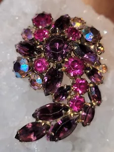 Lovely WEISS Prong Set Rhinestones Red Pink & AB Purple Floral Flower Brooch - Picture 1 of 9