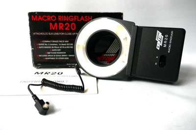 Centon MR20 Ring Light/Macro Flash bxed with instructions (Tested and working) - Image 1 of 4