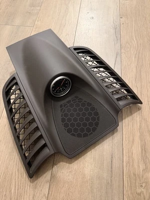 Panel de cubierta de altavoz de tablero central Porsche Cayenne 2011-2018 7P5858189A marrón Foto 1 de 4