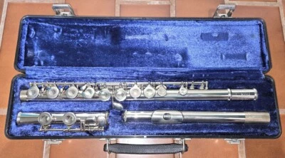 Vintage Selmer Bundy II Silver Flute - Fully Serviced & Cleaned Includes Case - Image 1 of 4