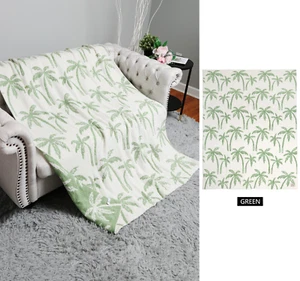 ComfyLuxe Überwurfdecke mit Palmenmuster - Bild 1 von 6