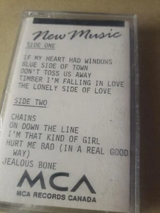 PATTY LOVELESS    GREATEST HITS    Cassette - Picture 1 of 3