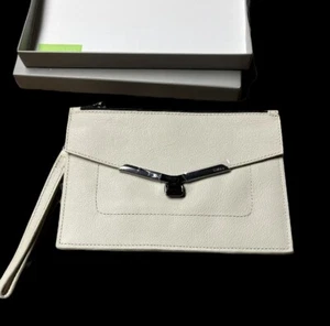 VALENTINA BOTKIER PEBBLE LEATHER ZIPPERED POUCH NEW W BOX 7 1/2” X 11”. 6” STRAP - Picture 1 of 10