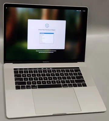 Apple MacBook Pro 15" 2019 i7-9750H @ 2,60 GHz 16 GB DDR4 RAM 512 GB SSD Sequoia Foto 1 de 4