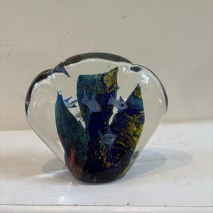 Vintage Murano Style Art Fish Swimming Around Reef Glass Heavy Paperweight 4.5” - Picture 1 of 21