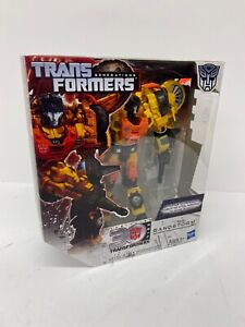 Transformers Generations Autobot Sandstorm Thrilling 30 Voyager Triple Changer