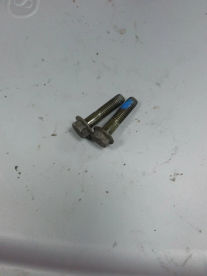 前刹车卡钳 SYM Fiddle 150 II 2007 2011 螺栓 cabo 125 2 对套装  — 第 1/1 张图片