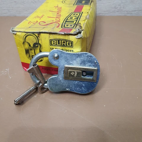 NEW - VINTAGE BURG PADLOCK 50mm PADLOCK WITH 2 KEYS Collectable Cover