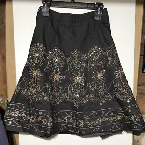 Hazel Skirt Size S Floral With Embellishments VGUC!!!! - Picture 1 of 3