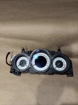 Cuadro de instrumentos velocímetro Mercedes Benz Clase C250 2012 2013 2014 Foto 1 de 4
