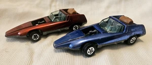 Lote de 2 Die Cast Johnny Lighting Smuggler 1970 Red-Line Blue & Red Car Topper - Imagen 1 de 20