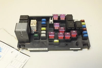 Subaru Legacy 2006 2007 2008 2009 compartimento del motor caja de fusibles 82241ag02b #657f Foto 1 de 4