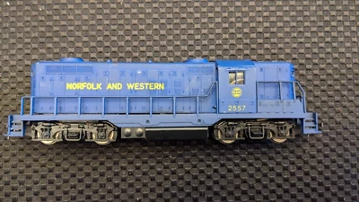 AHM/Yugo HO GP18 Diesel Locomotive, Norfolk & Western #2557, Runs good. - Image 1 of 4