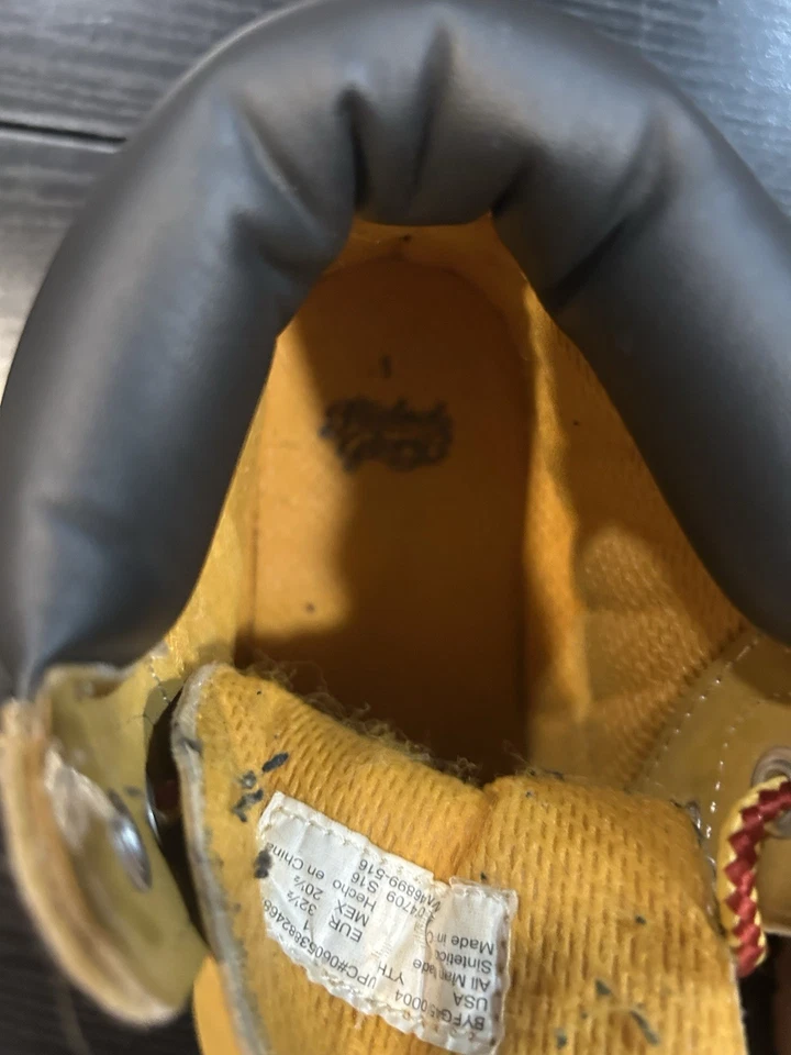 Bota Faded Glory para niños. Talla Juvenil 1 Foto 1 de 4