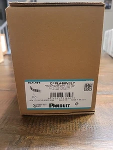 Panduit CPPLA48WBLY abgewinkeltes 48-Port Patchpanel, schwarz - Bild 1 von 3