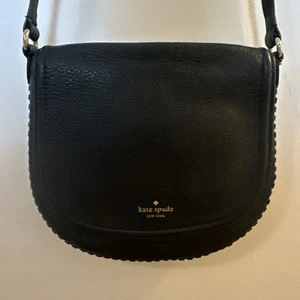 Kate Spade New York Black Leather Saddle Crossbody Bag Purse - Picture 1 of 15
