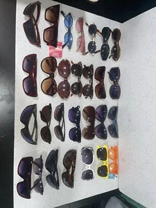 Wholesale Lot of 30+ Name Brand Sunglasses Foster grant, Revlon, Panama Jack - Picture 1 of 3