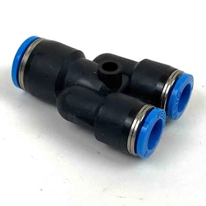FESTO QSY-10-8 Y-Steckverbindung, Verbinder 10/2x8mm (VE 10Stk.) 153155, unused - Bild 1 von 1