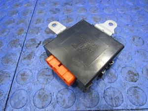 92-97 Land Cruiser LX450 FJ80 FZJ80 Door Control Relay Module 85980-60110 6695 - Picture 1 of 10