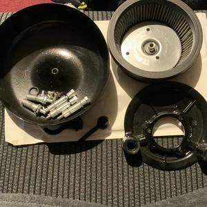 Genuine Harley Davidson air filter & cover (2018 sportster XL1200X forty eight) - Picture 1 of 7